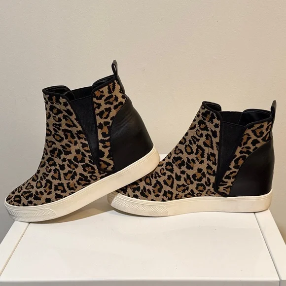 Steve Madden Women's Leopard Print Sneaker Booties Size 8 - Picture 5 of 8